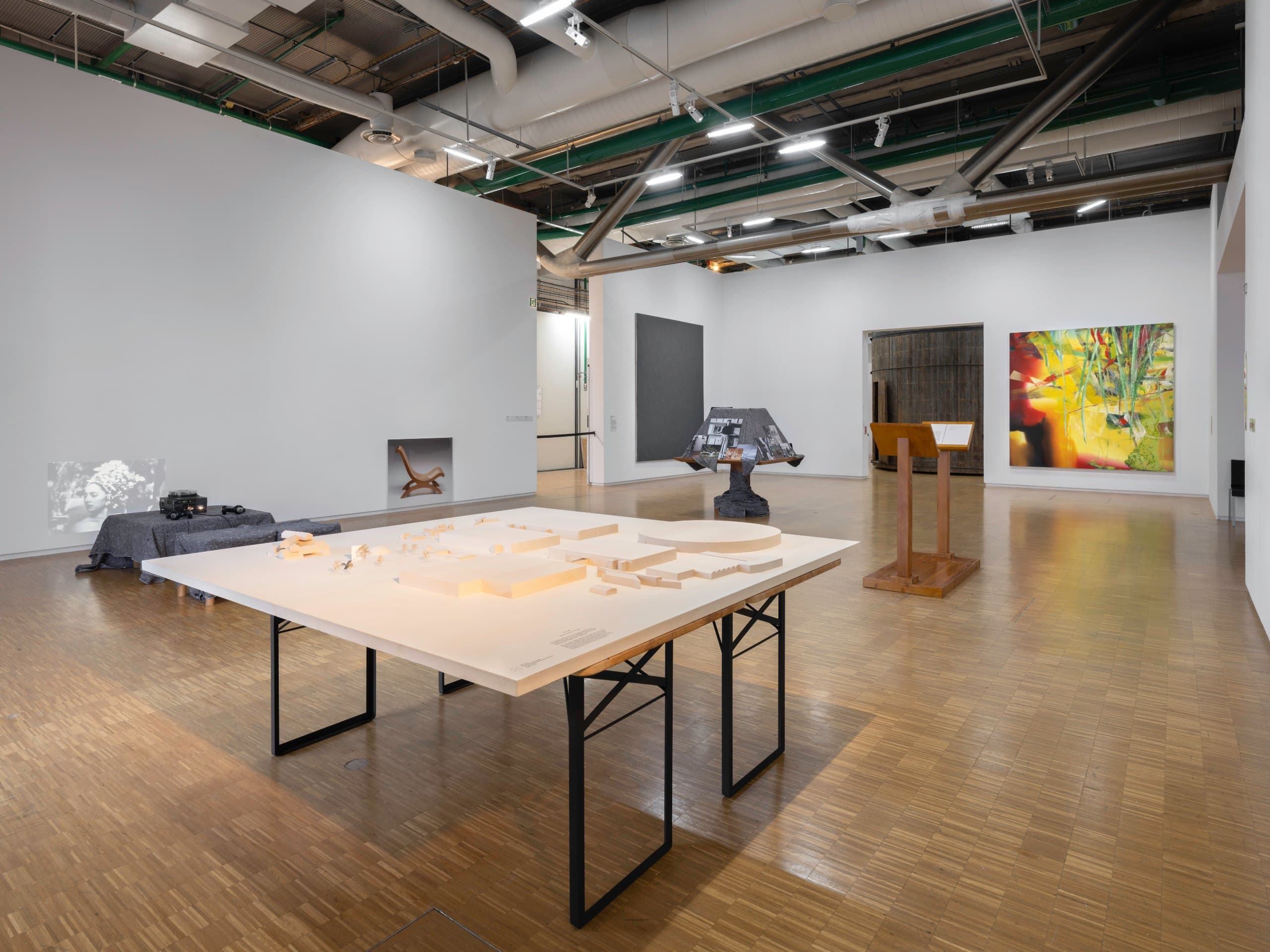 Installation view, Woman with Sombrero "The Barragán Archives," Contemporary collections. Centre Pompidou, Museum, Level 4. Photo : Centre Pompidou, MNAM-CCI/Audrey Laurans